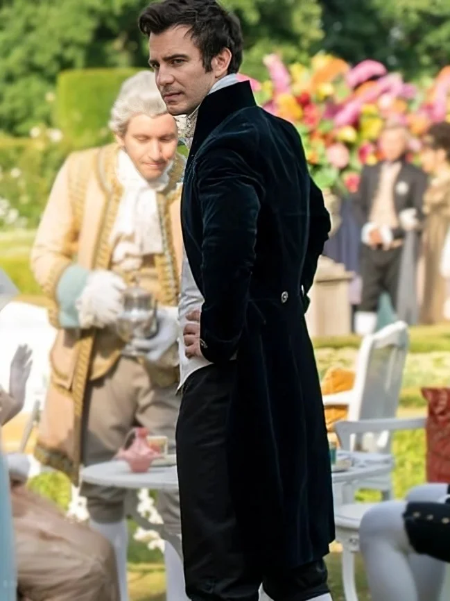 colin-bridgerton-s03-black-coat