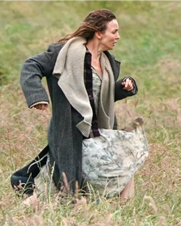 film-28-years-later-2025-jodie-comer-grey-woolen-trench-coat-600x750 film-28-years-later-2025-jodie-comer-grey-woolen-trench-coat-600x750