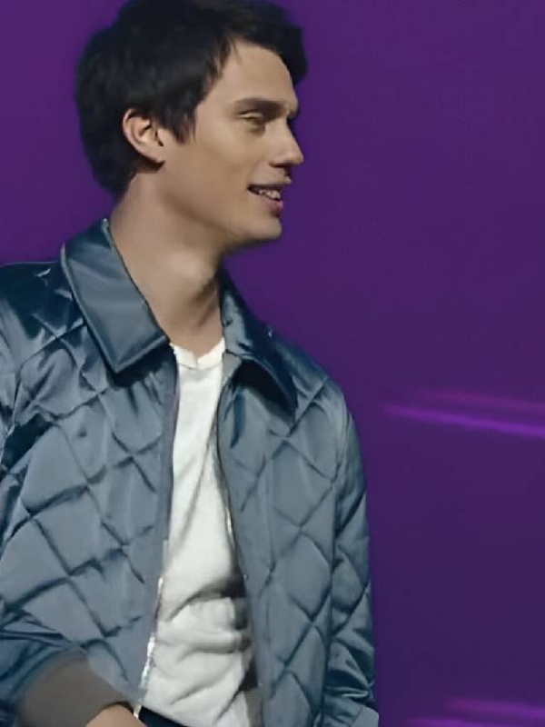 the-idea-of-you-hayes-nicholas-galitzine-blue-quilted-jacket