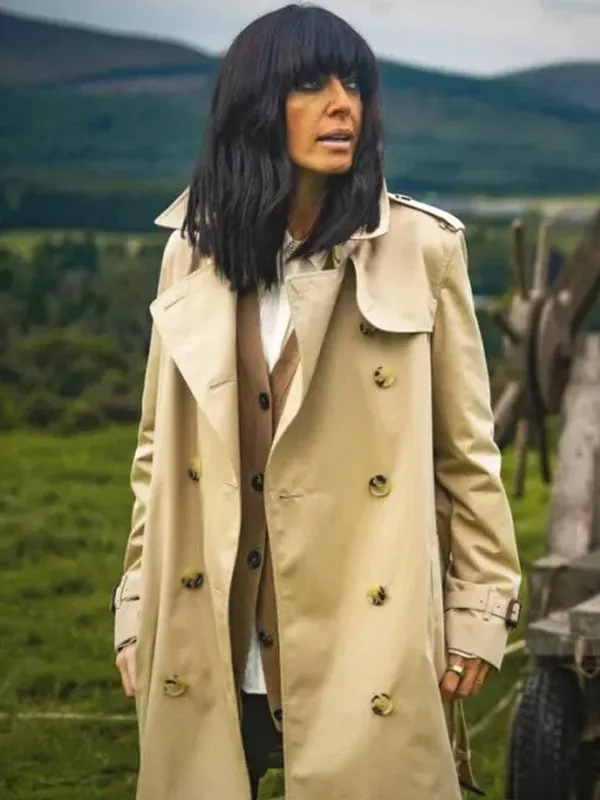 the-traitors-uk-claudia-winkleman-beige-coat the-traitors-uk-claudia-winkleman-beige-coat