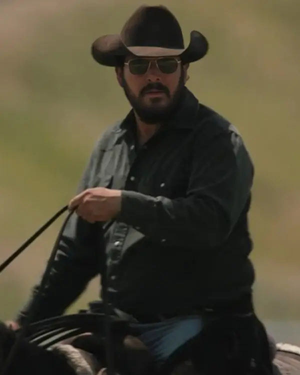 yellowstone-rip-wheeler-black-shirt yellowstone-rip-wheeler-black-shirt